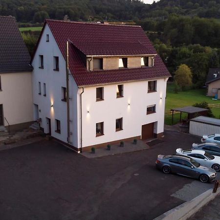 North Loop Rooms Аденау Екстериор снимка