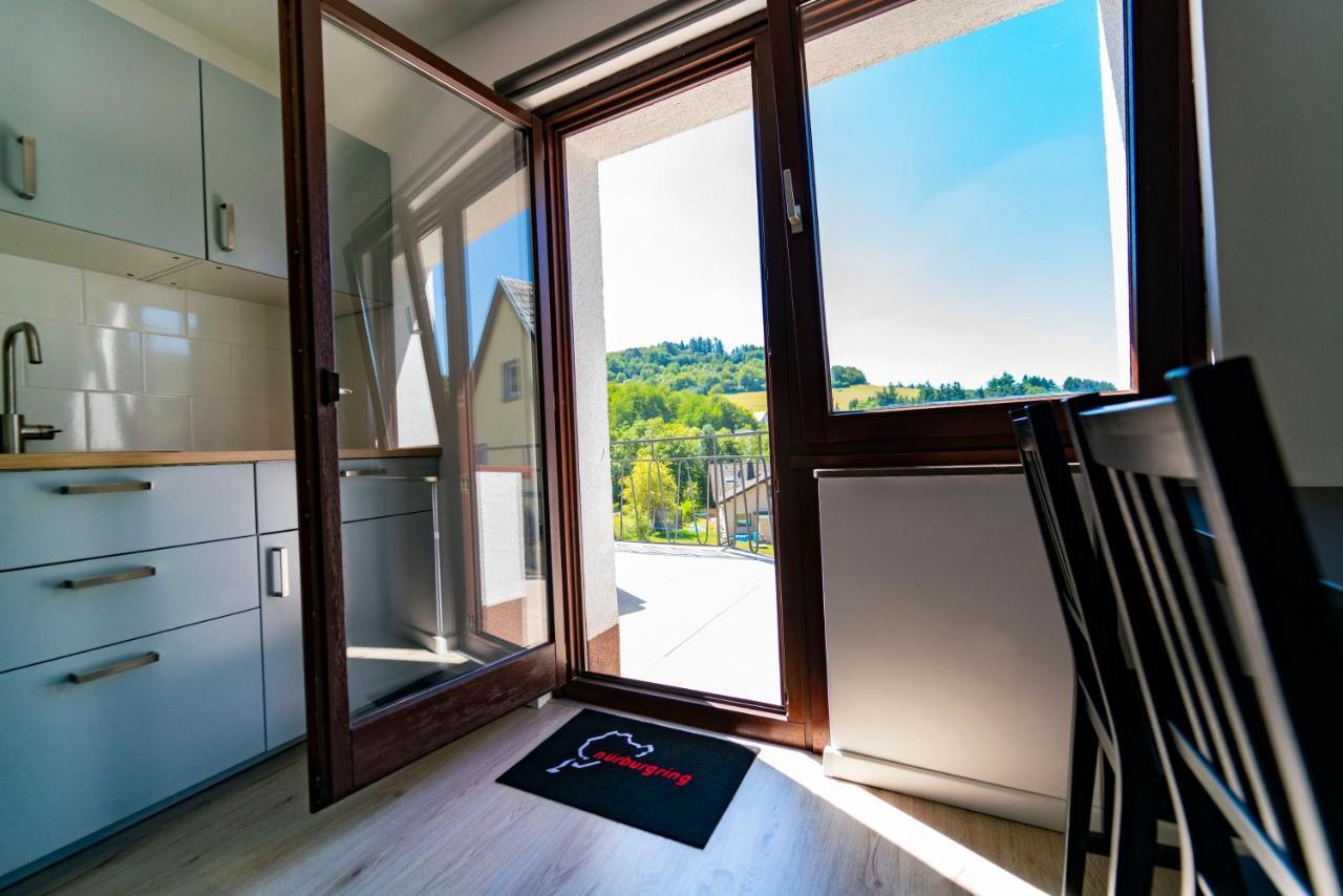 North Loop Rooms Аденау Екстериор снимка