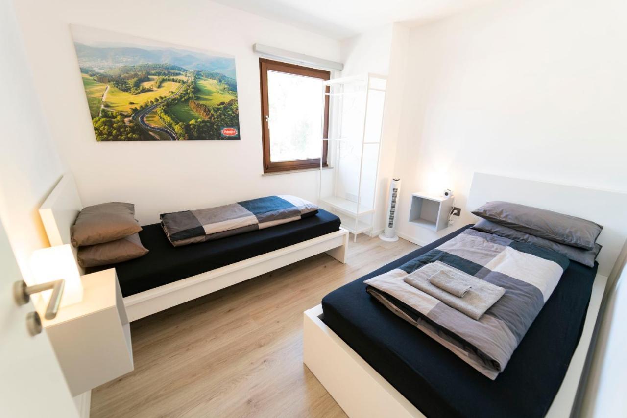 North Loop Rooms Аденау Екстериор снимка