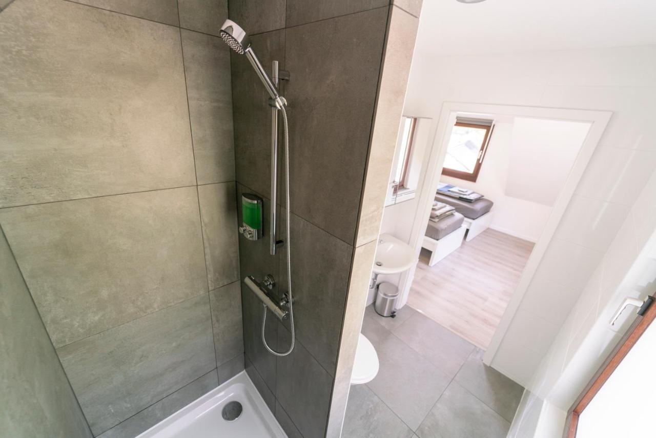 North Loop Rooms Аденау Екстериор снимка